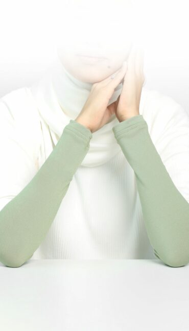 LUNA HANDSOCK - CELEDON