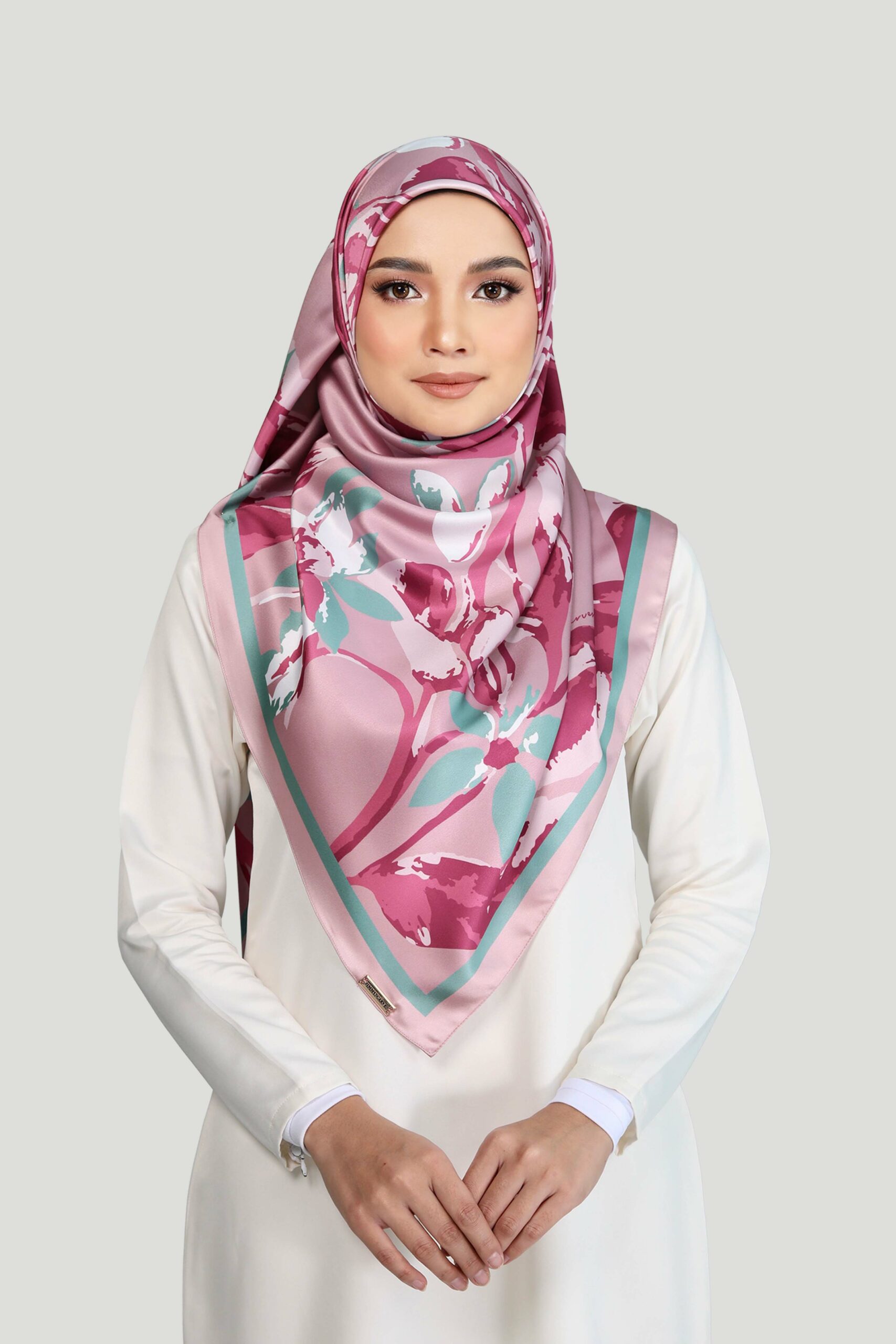 DARLA - HOLLY - Image 2