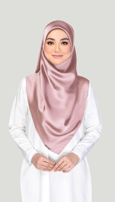 TALIA SQUARE - BARBIE