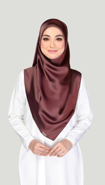 TALIA SQUARE - BLOOD