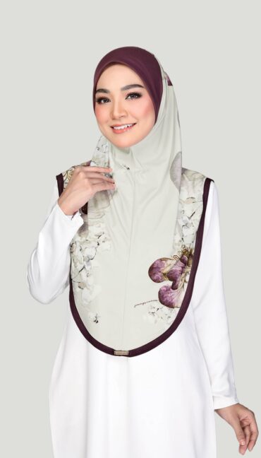 AISYA SARUNG - IBADAH