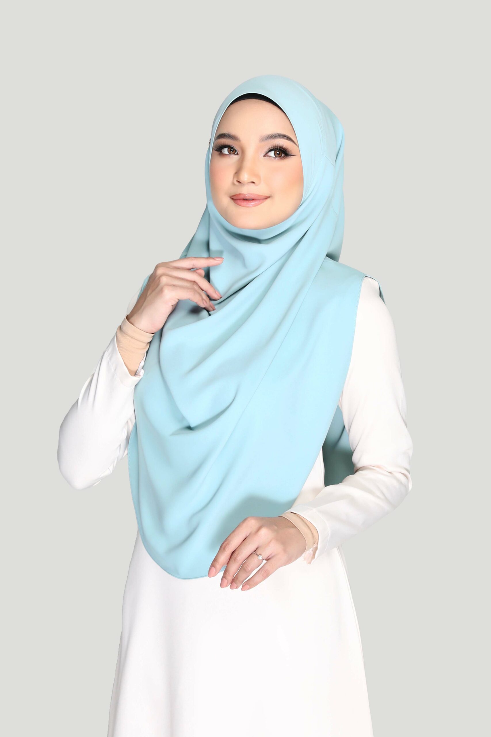 DAISY PLAIN - DIZZLE