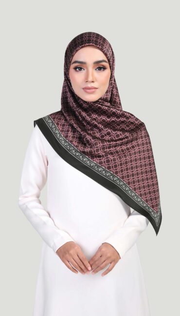 MALEEQA SQUARE – REDDISH