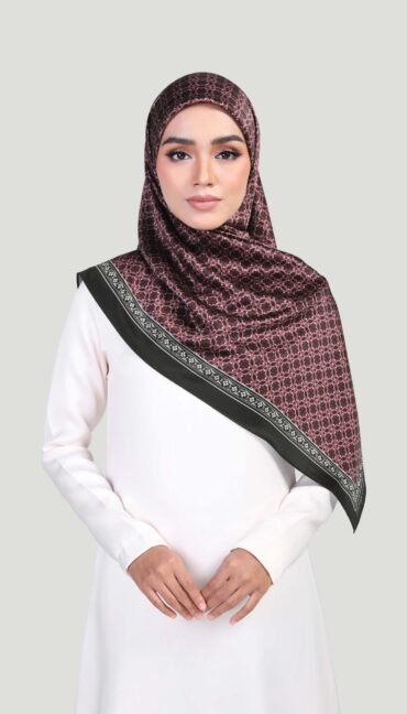 MALEEQA SQUARE – REDDISH