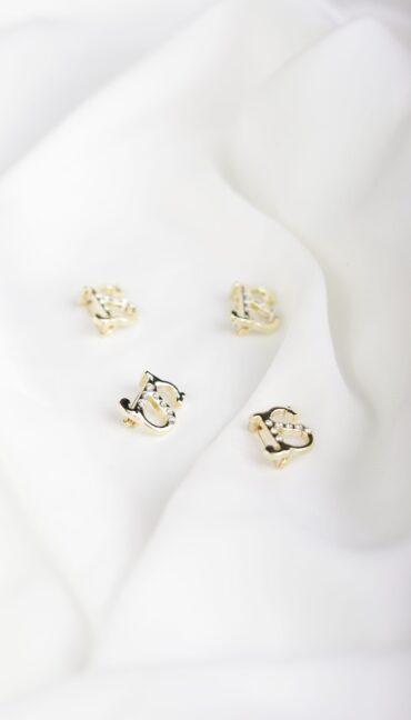 JS BROOCH
