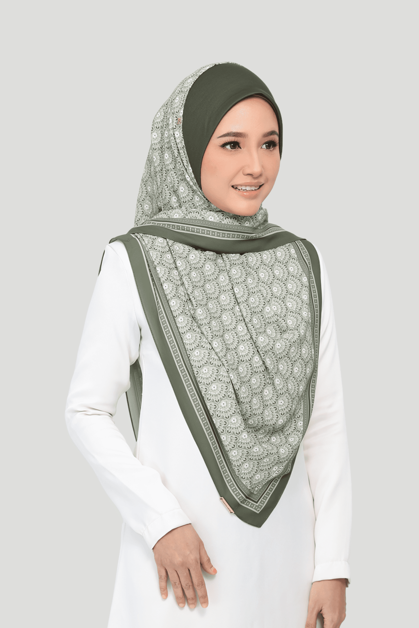 MALEEQA SERI MONOGRAM - KAMILAH