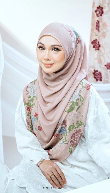 IRONLESS ROSE PRINTED BATIK